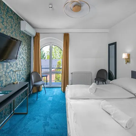 My Bed & Breakfast 3*